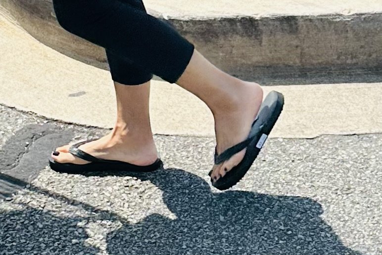 Creep Shots: Sexy tight Body Asian MILF Feet Shopping #ax5iLGWA
