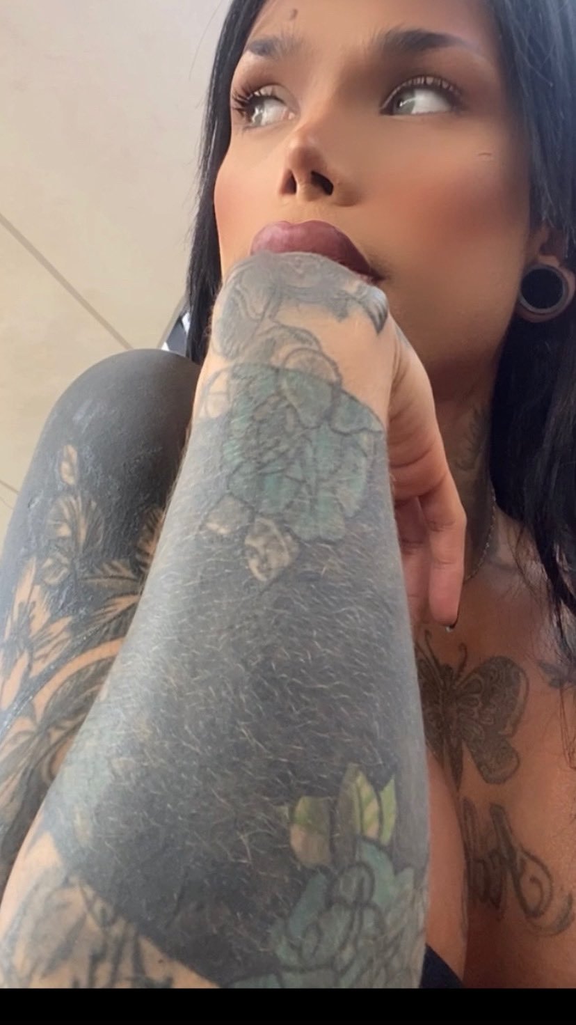 12inchescanaryxx pt.4 #MQkbbWpu